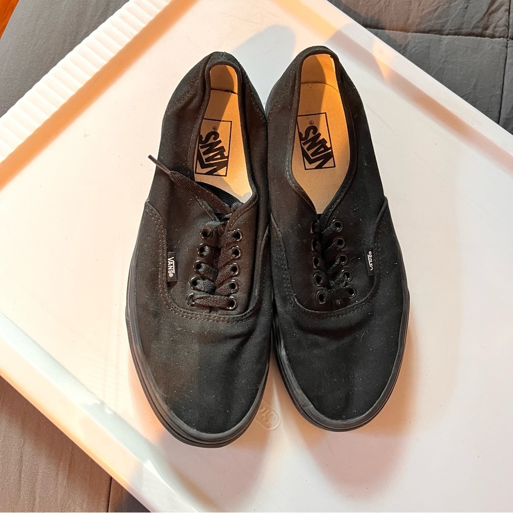 Black vans